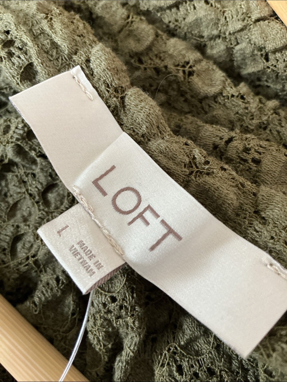 LOFT Olive Green Textured Puff-Sleeve Top - Picture 5 of 7